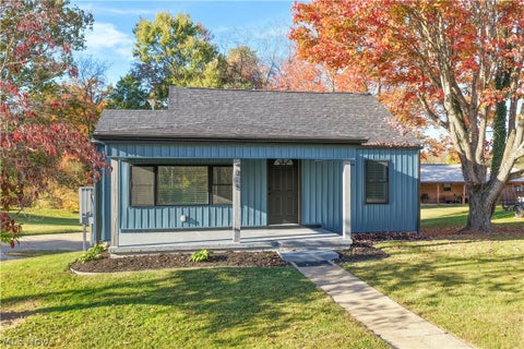 Tiny photo for 815 Hill Street, Parkersburg, WV 26104 (MLS # 5257277)