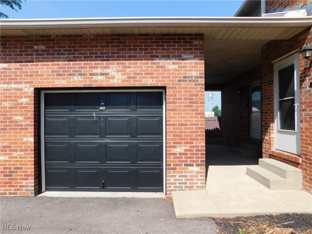 Maple Creek Condo Estates - Residential