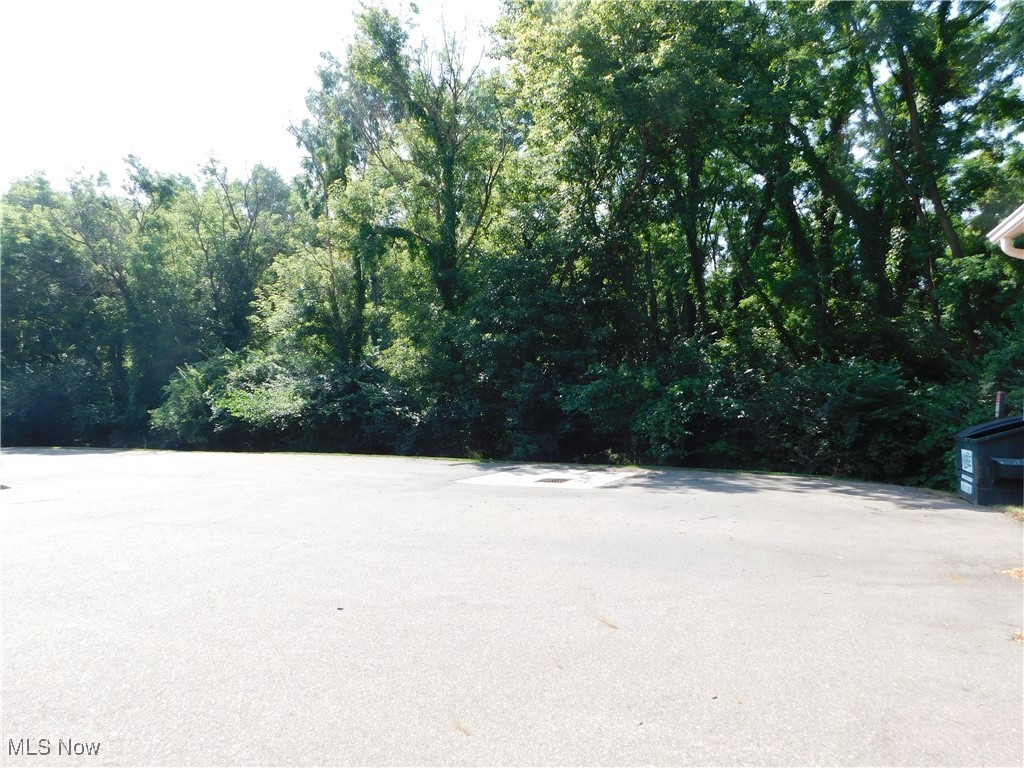 Maple Creek Condo Estates - Residential