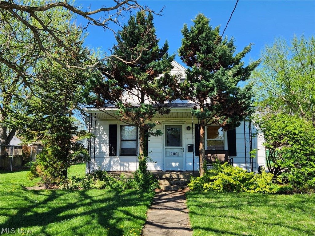 Photo of 2103 Putnam Street, Sandusky, OH 44870 (MLS # 5201878)