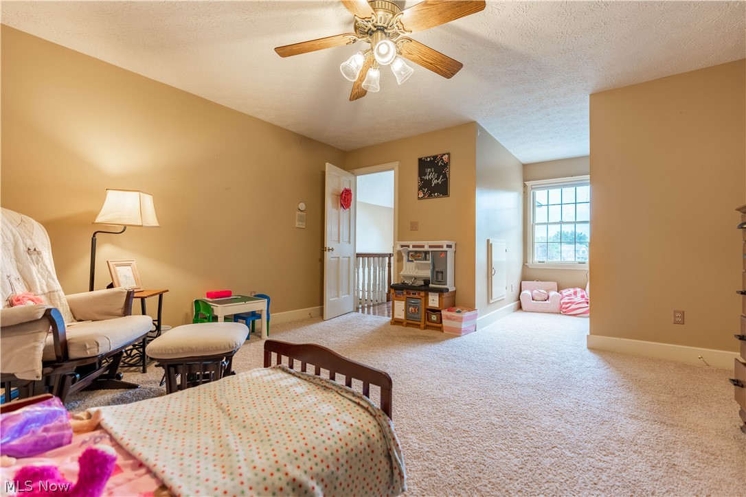 Williamsburg Village Estates - Residential