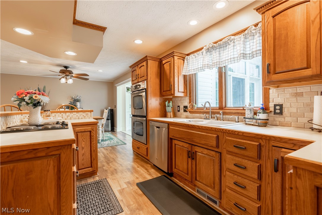 Williamsburg Village Estates - Residential