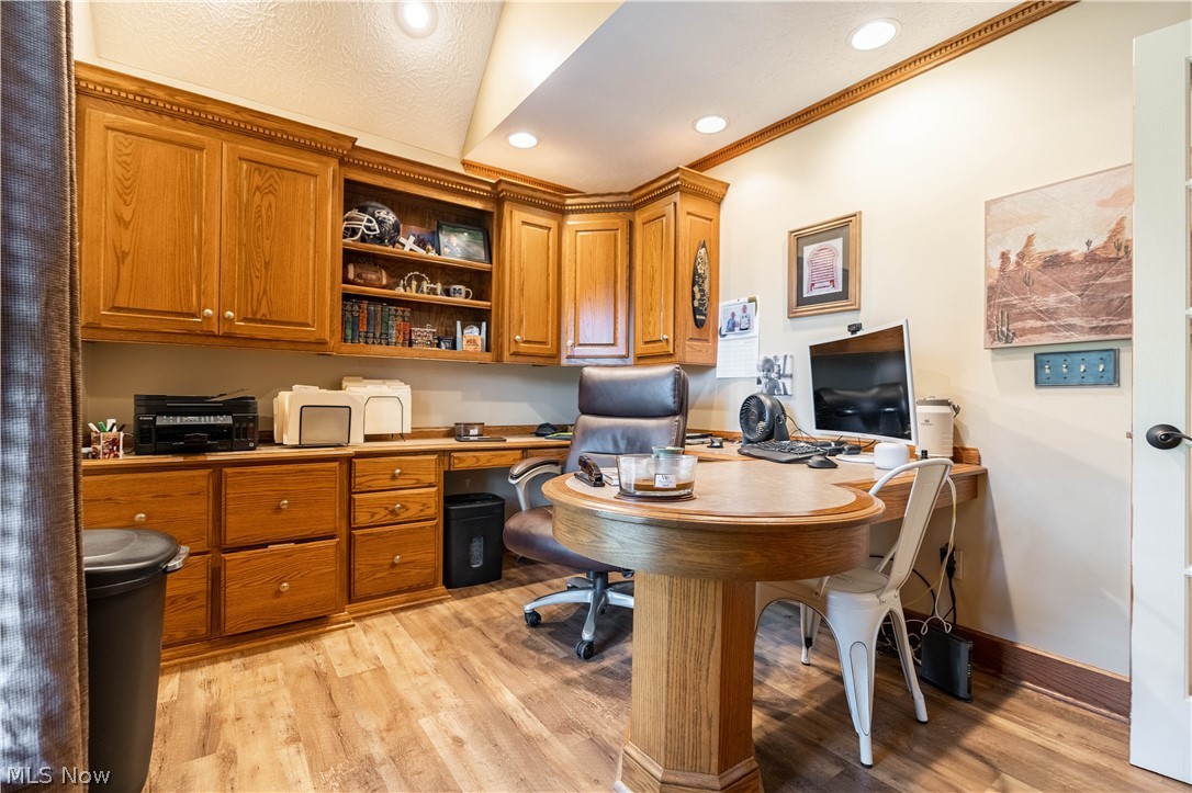 Williamsburg Village Estates - Residential