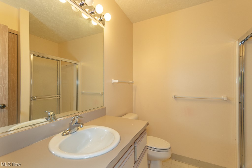 Villas At Mentor On The Lake Condo - Residential