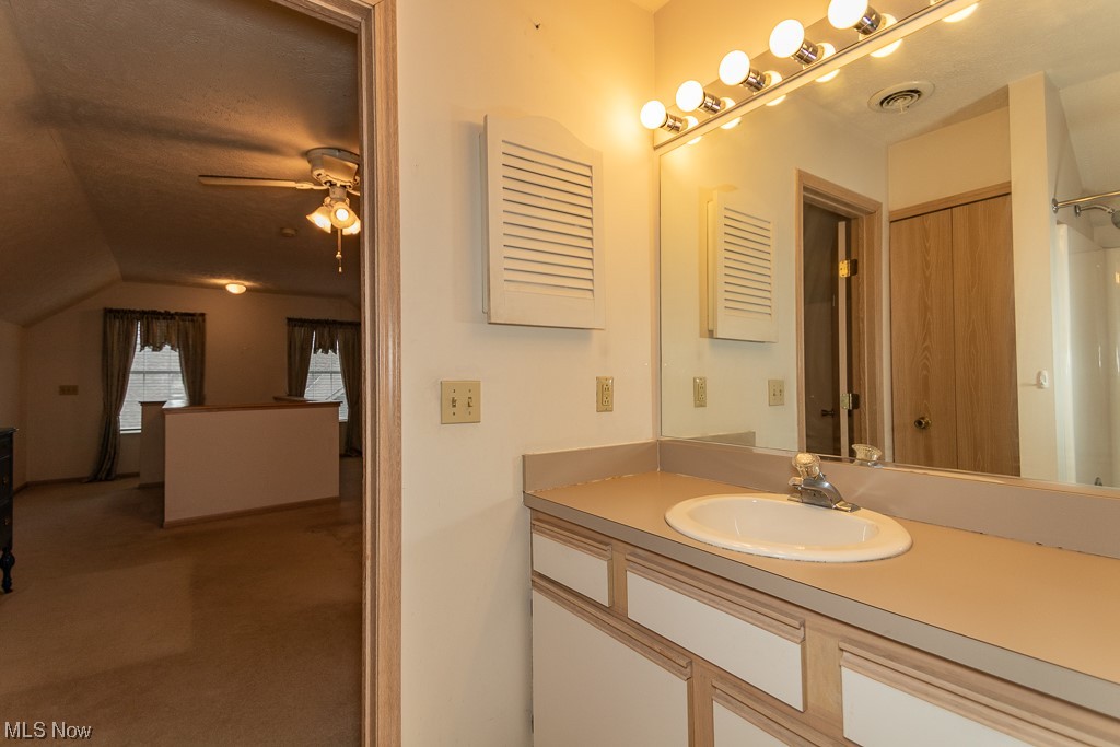 Villas At Mentor On The Lake Condo - Residential