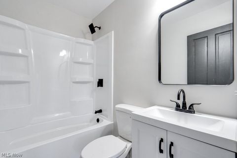 Tiny photo for 2808 Kirby Avenue NE, Canton, OH 44705 (MLS # 5189559)