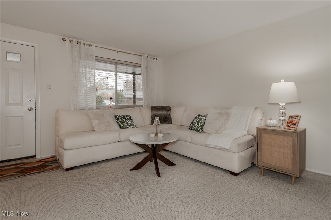 Arlington Arms - Residential