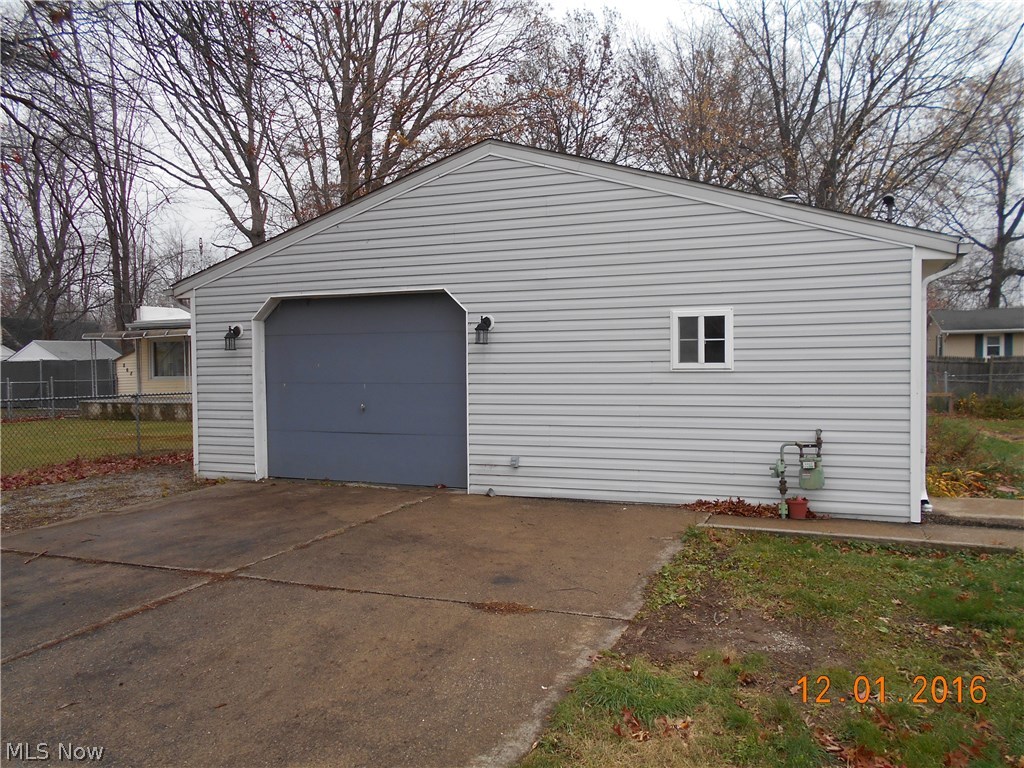 Pville On The Lake - Residential