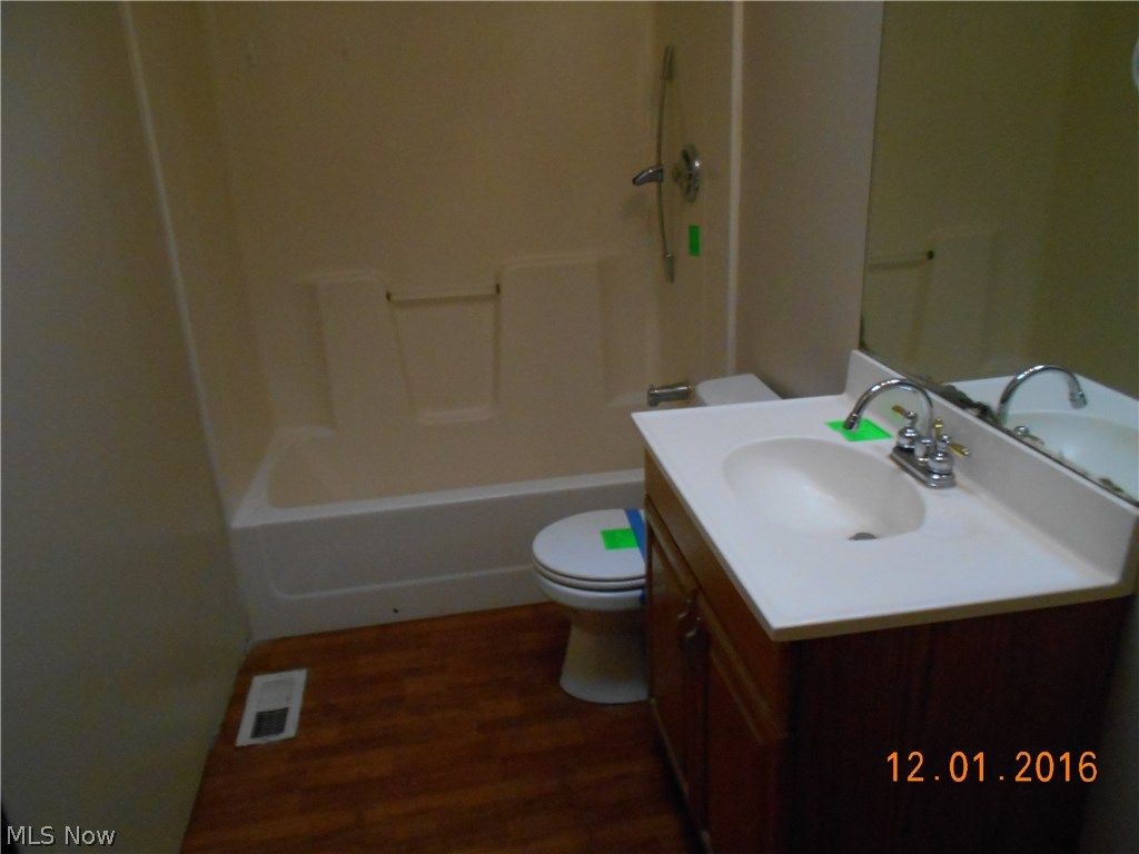 Pville On The Lake - Residential