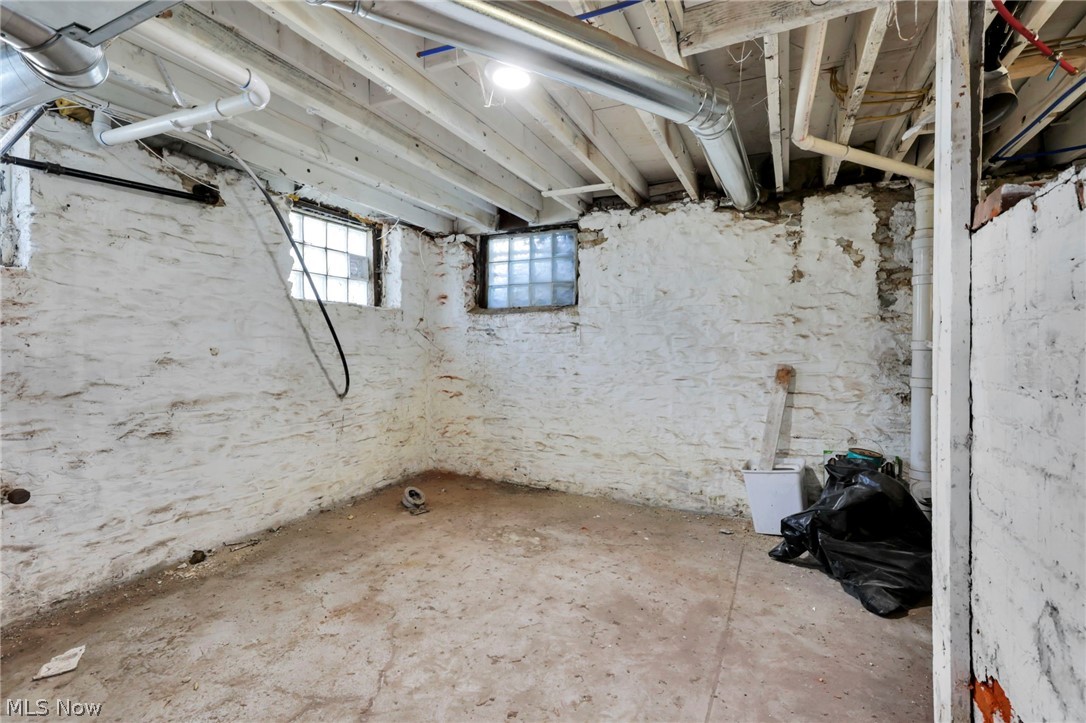 1140 Forest Condo - Residential