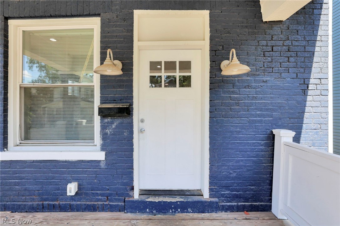 1140 Forest Condo - Residential