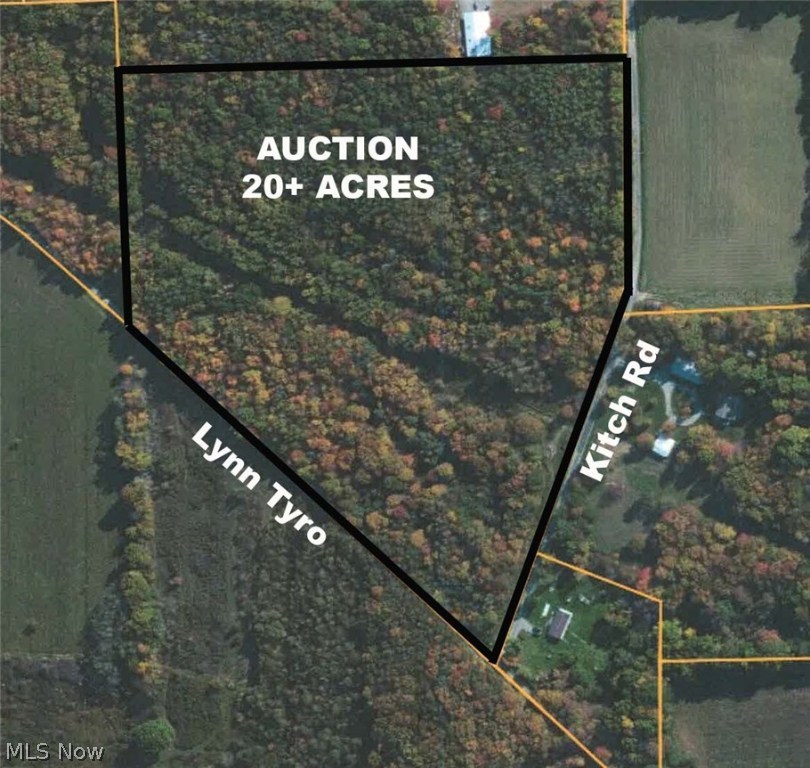 Absolute auction, owners will sell all to the highest bidder on location: THURSDAY – JUNE 23, 2016 – 6:00 PM
21+ Acres Vacant Wooded Land
Mineral Rights Transfer – Over 2000’ of Frontage on Two Roads – Otter Creek Twp. – Mercer Co. PA.
Commodore Perry LSD – Convenient Location to I-79, I-80
Parcel ID#20-058-065
TERMS ON REAL ESTATE: 10% down auction day, balance due at closing. Buyer's premium of 10% to be added to the final bid to establish the purchase price. Any desired inspections must be made prior to bidding. All information contained herein was derived from sources believed to be correct. Information is believed to be accurate but not guaranteed.