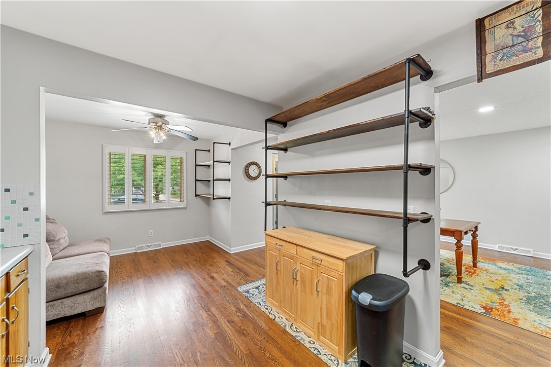 Hostetter-Pearse Realty Cos A - Residential