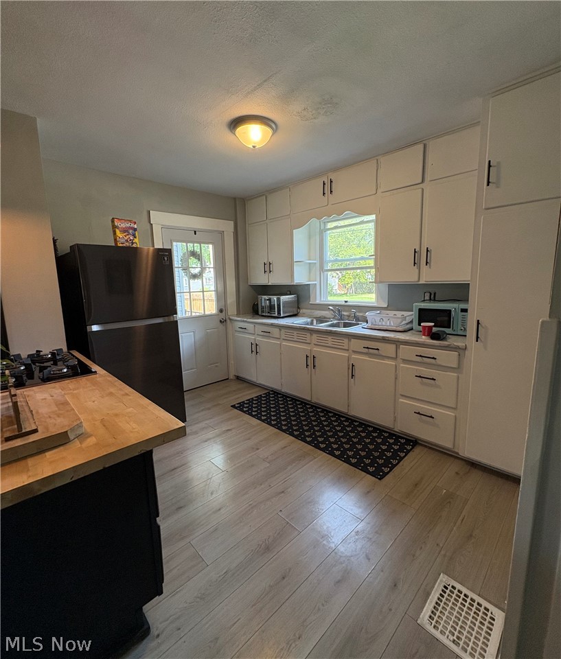 Sayers & Smiths Add - Residential