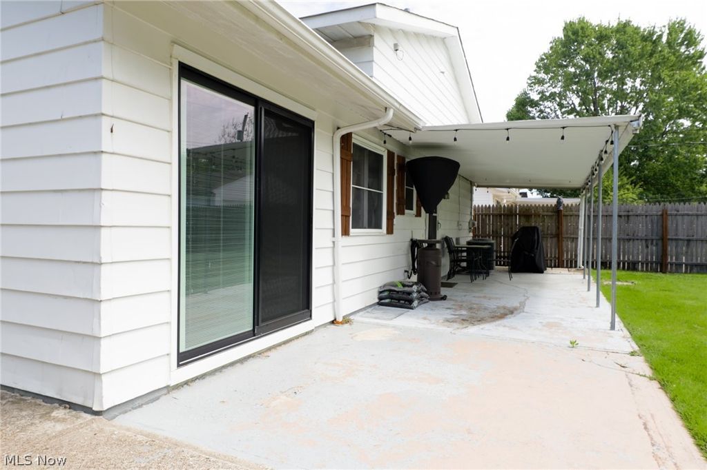 Photo of 4202 Holl Avenue, Sheffield Lake, OH 44054 (MLS # 5207916)