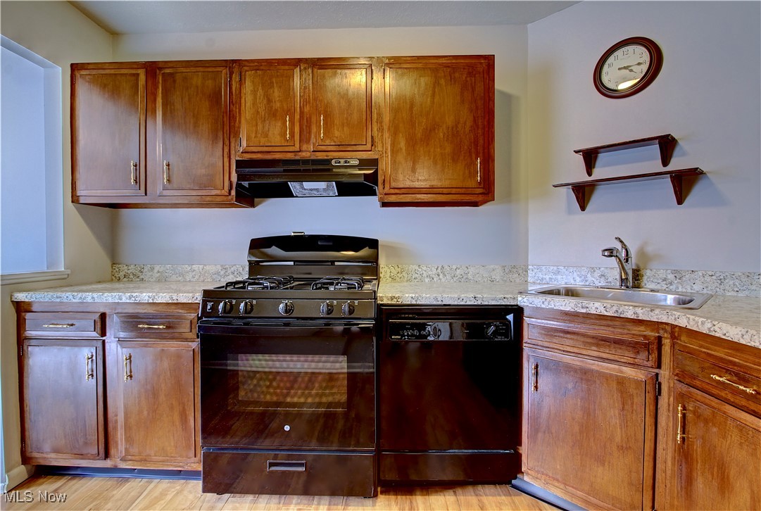 Clague Towers - Residential