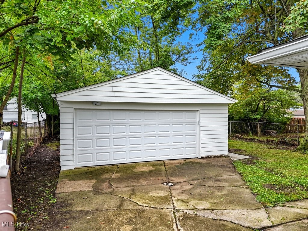 Mentor, Ohio 44060, United States, 3 Bedrooms Bedrooms, ,2 BathroomsBathrooms,Residential,Active,216548