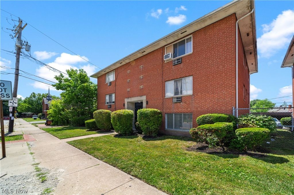 Photo of 4578 E 131st Street, Garfield Heights, OH 44105 (MLS # 5222720)