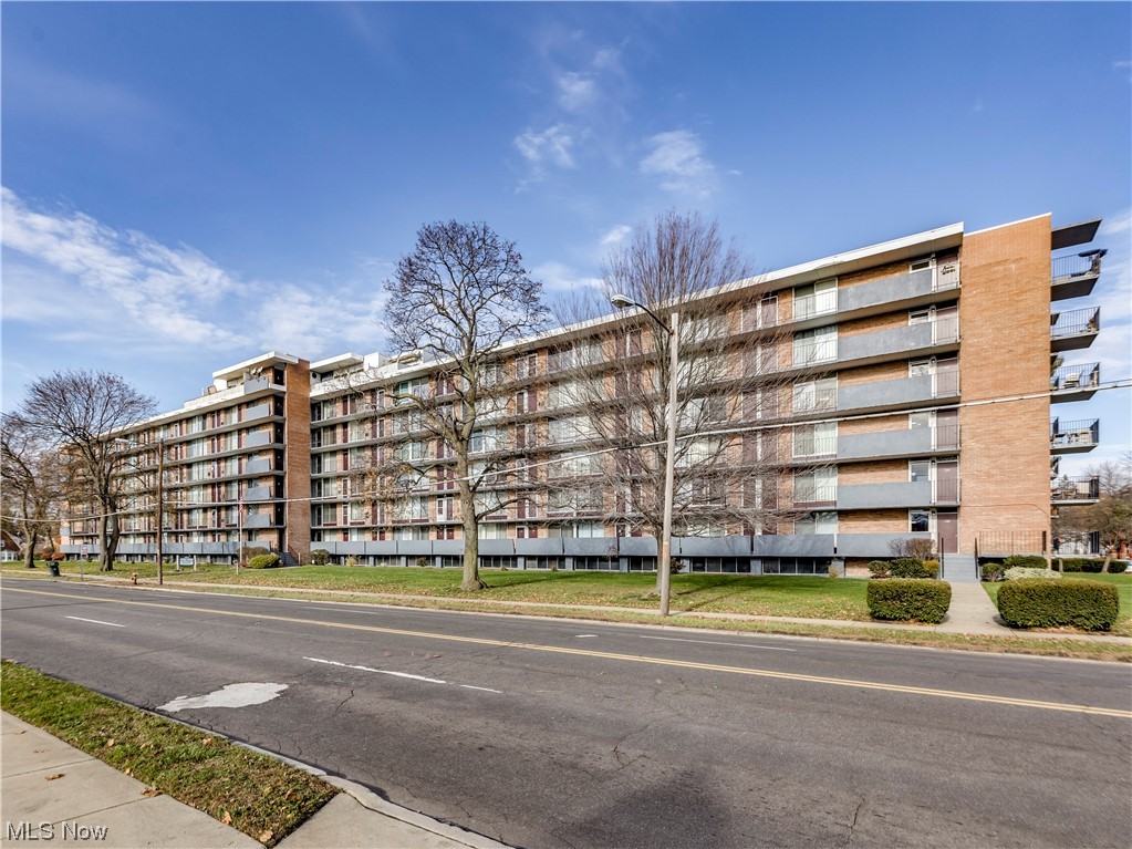 Seven Stories East Condo - Residential