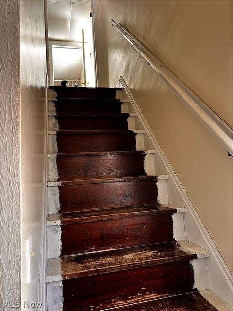 Tiny photo for 8910 Jeffries Avenue, Cleveland, OH 44105 (MLS # 5187591)