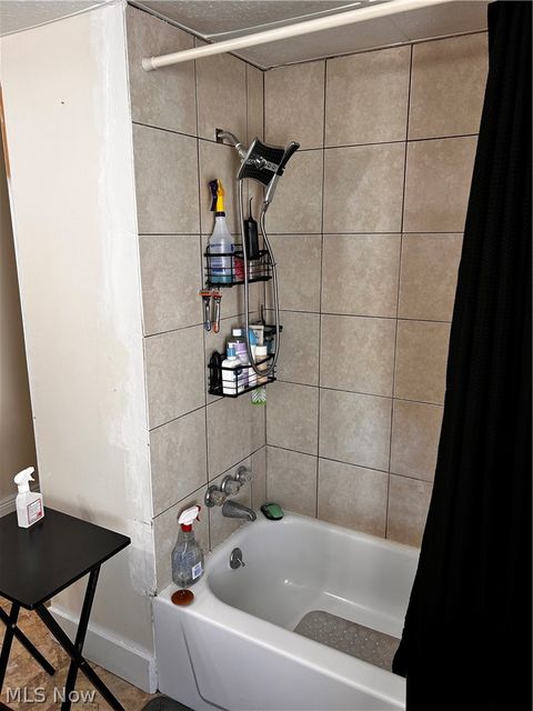 Tiny photo for 8910 Jeffries Avenue, Cleveland, OH 44105 (MLS # 5187591)