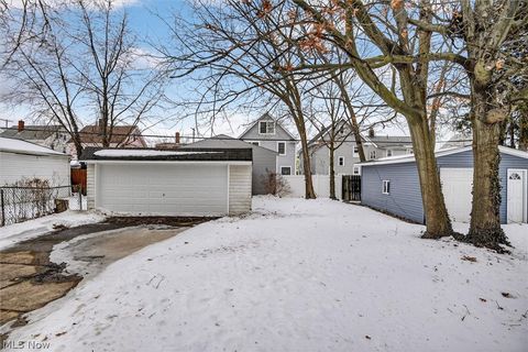 Tiny photo for 1602 Rosewood Avenue, Lakewood, OH 44107 (MLS # 5186673)
