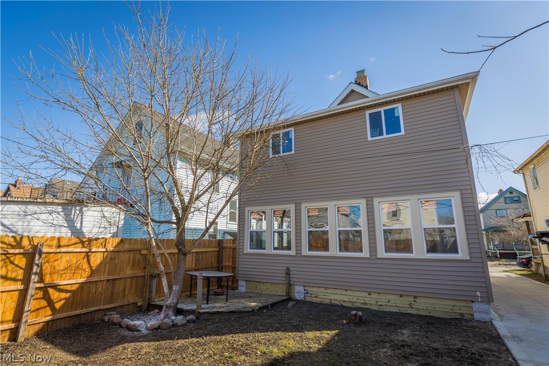 Deanoyer - Residential