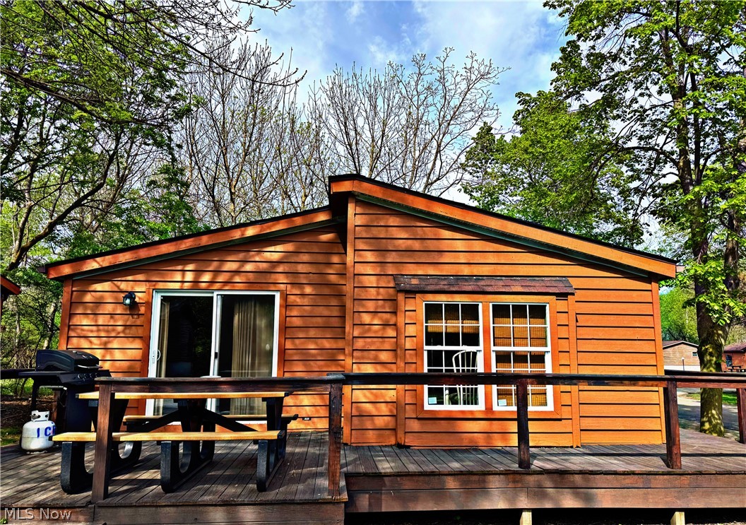 Island Club Sub - Residential