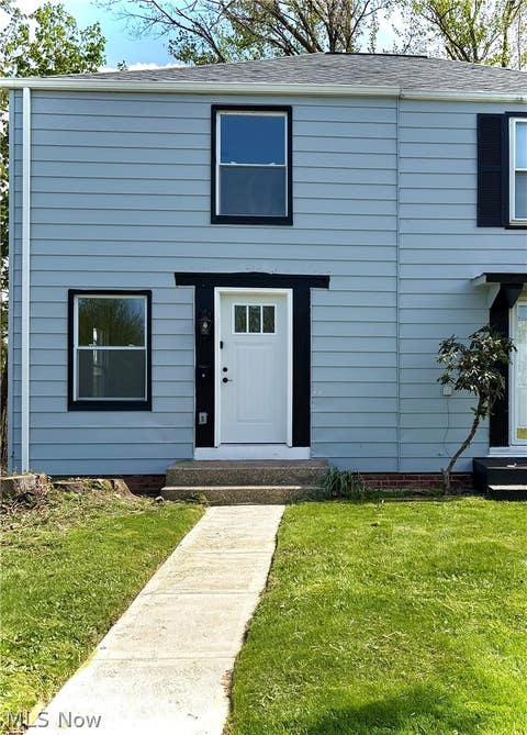 Homes For Sale - 14119 Tuckahoe Avenue<br/> Cleveland, OH 44111