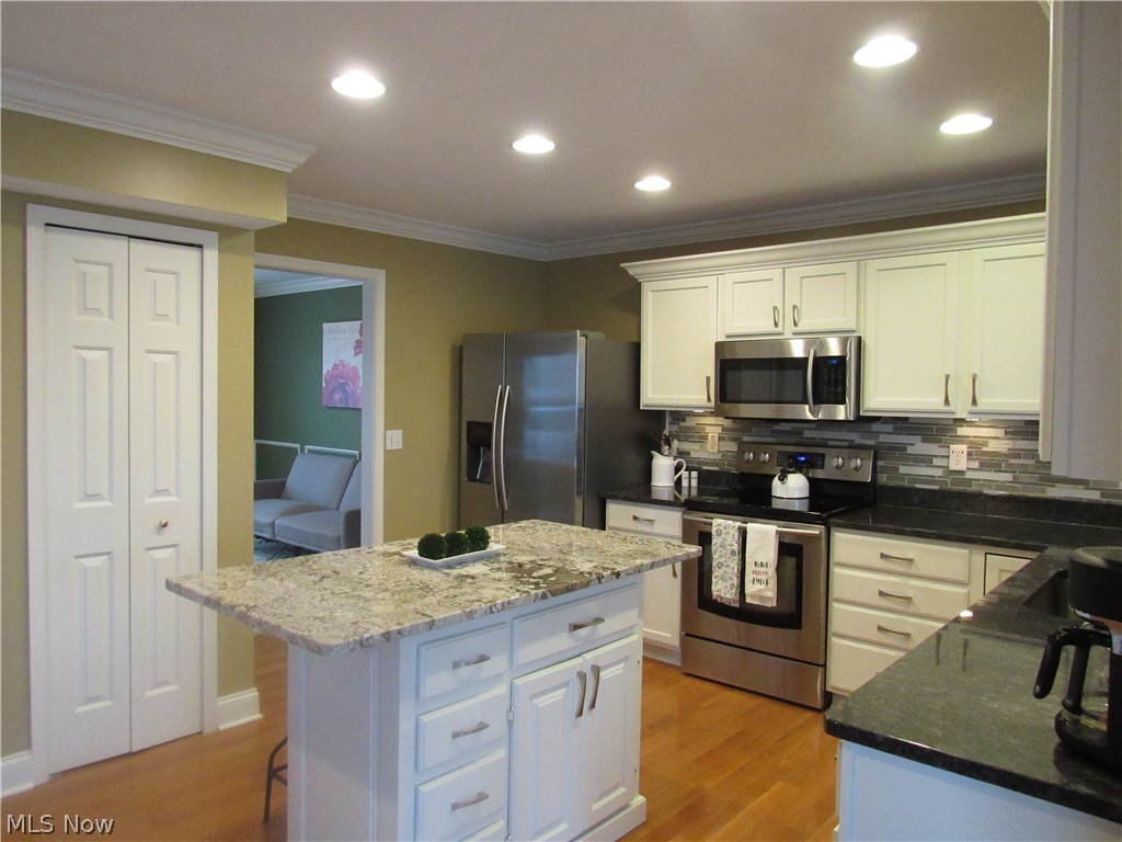 Meadow Lakes - Residential