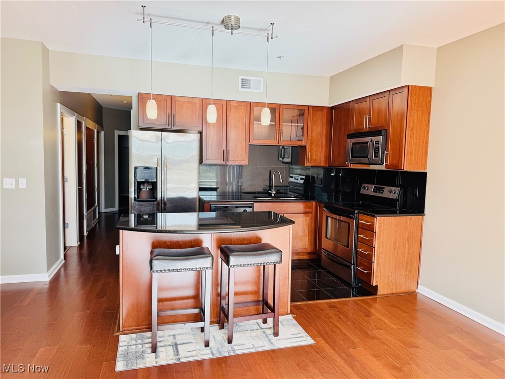 Stonebridge Plaza Condo - Residential