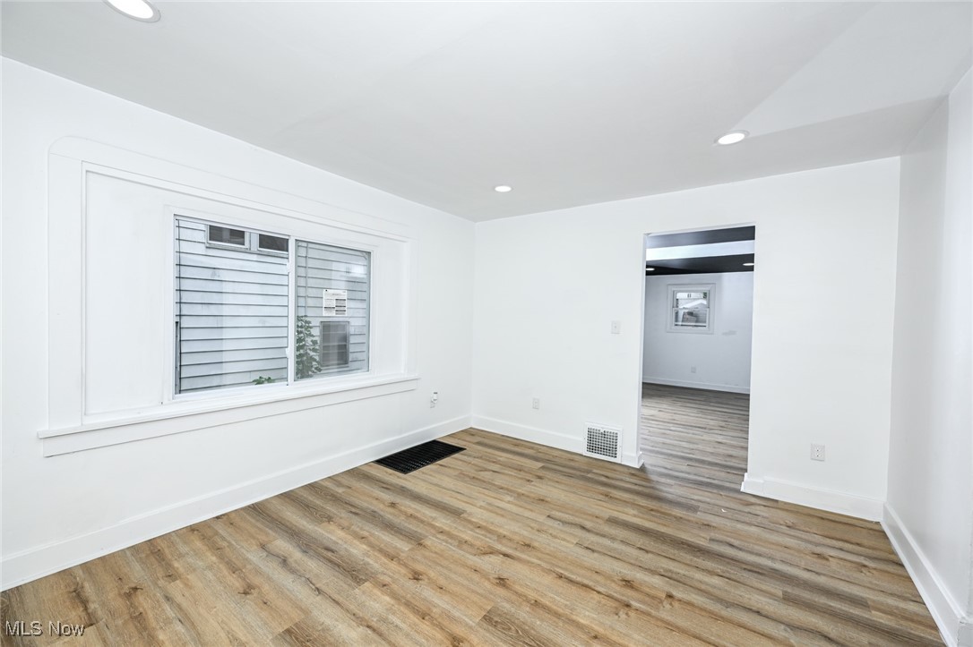 Samuel J Steiners Falls Ave - Residential