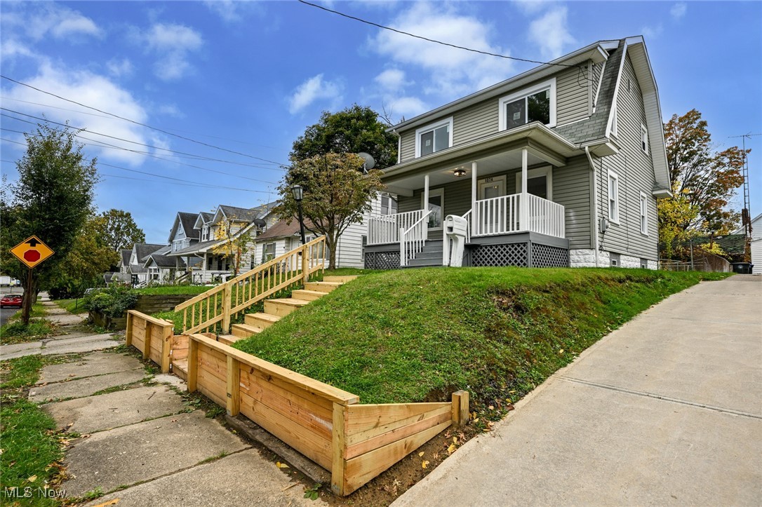 Samuel J Steiners Falls Ave - Residential