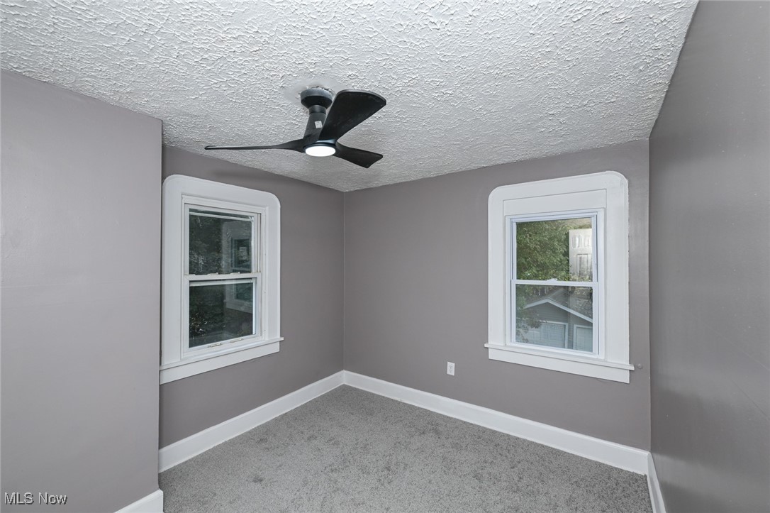 Samuel J Steiners Falls Ave - Residential