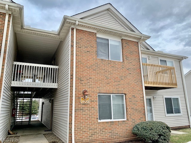 Brookledge Commons Condos - Residential Lease