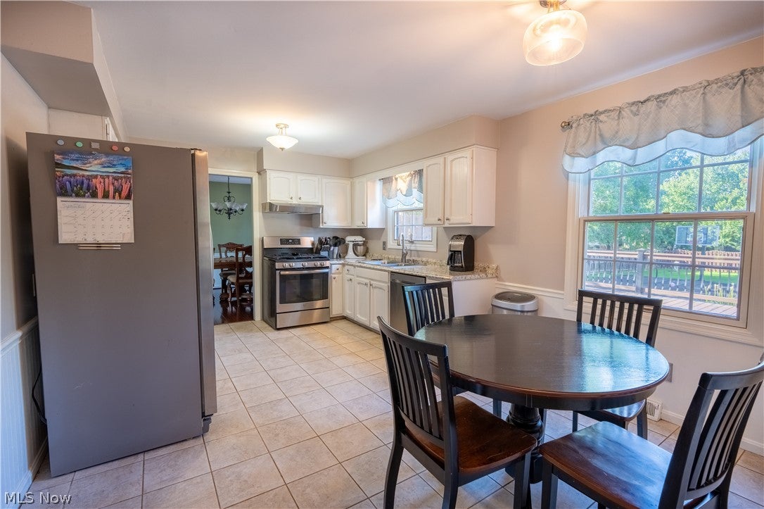 3388 Swallow Hollow Drive
