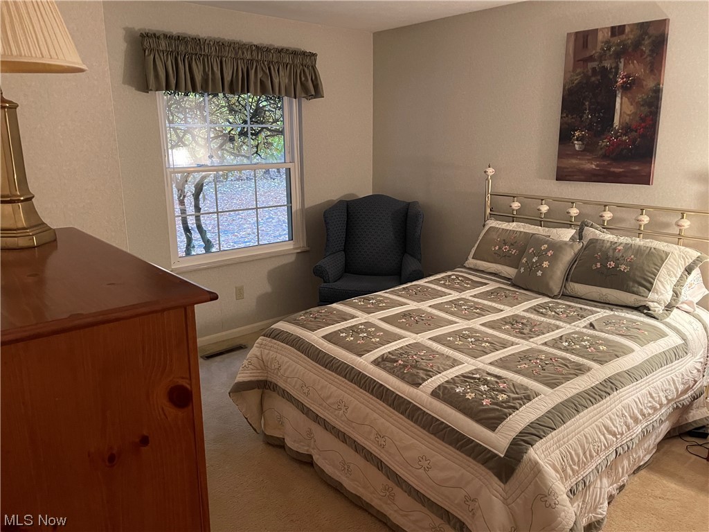 Forest Huntington Woods Condo - Residential