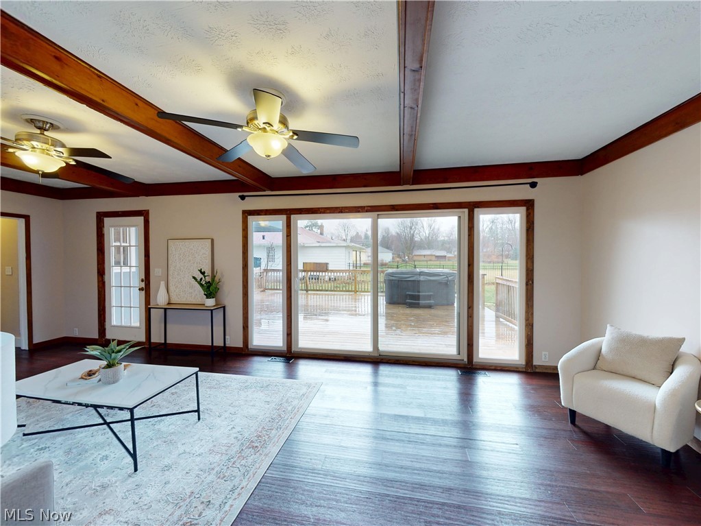 Sandy Ridge - Residential