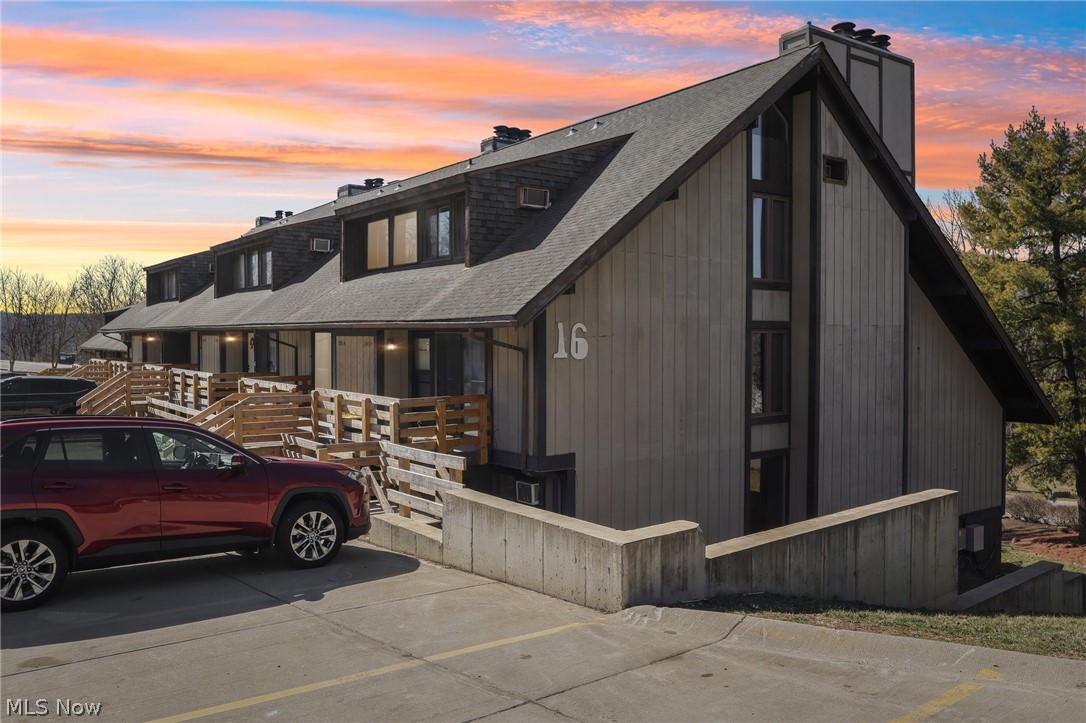 Timber Top Condo - Residential