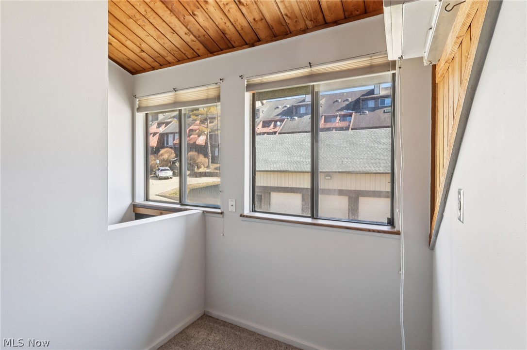 Timber Top Condo - Residential