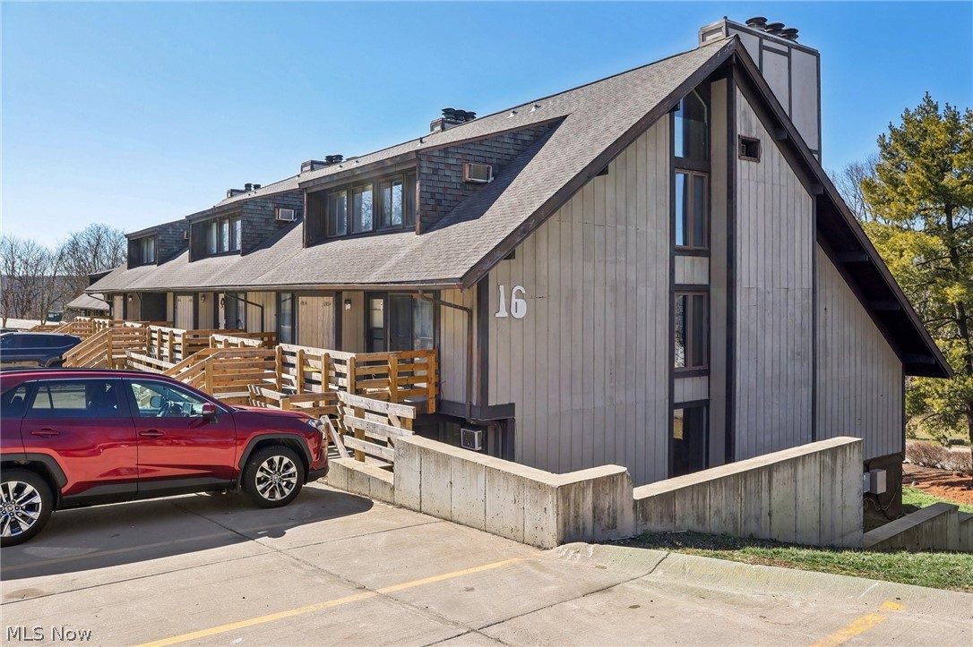 Timber Top Condo - Residential