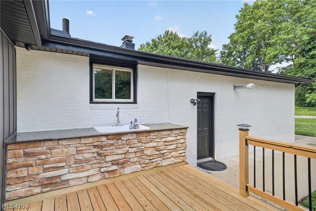 1210 Killian Road