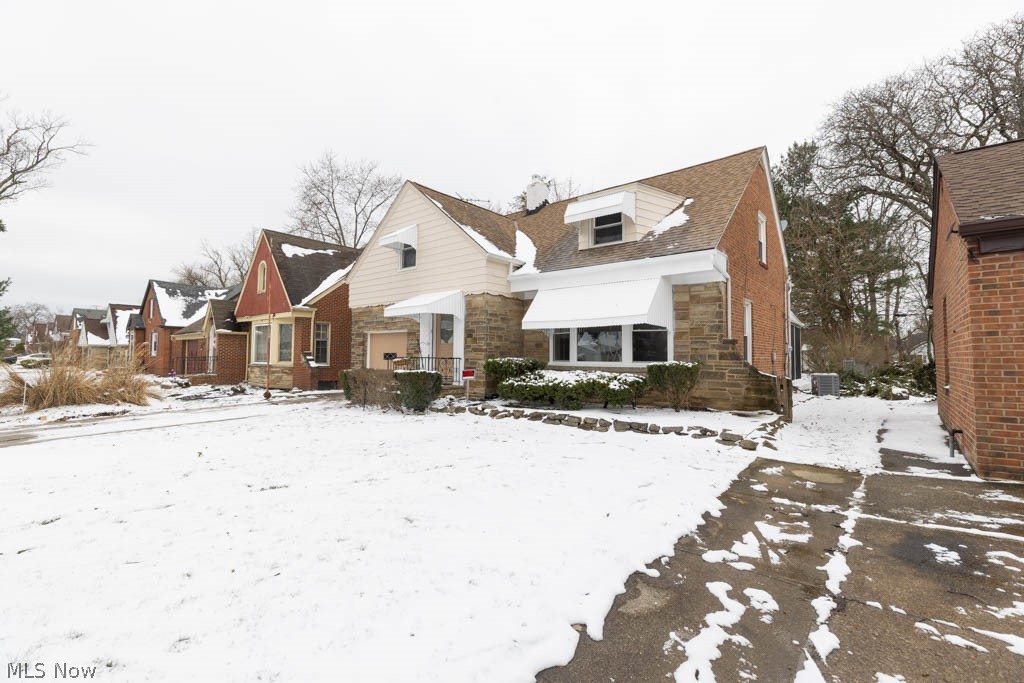 Cedar Centre - Residential