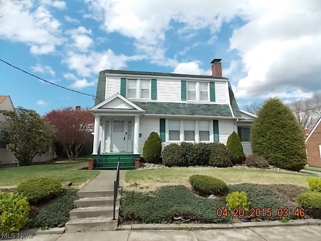 2 STORY,3 BEDROOM RANCH STYLE HOME WITH FULL BATH ON 2ND FLOOR AND FULL BATH IN BASEMENT .HOME HAS 2- 40 X 110 LOTS-SIDE BY SIDE FOR 80 FOOT OF FRONTAGE.NICE REAR YARD.2 CAR DETACH GARAGE.1ST FLOOR SUN ROOM OFF OF DINING ROOM.CALL TODAY FOR SHOWINGS.