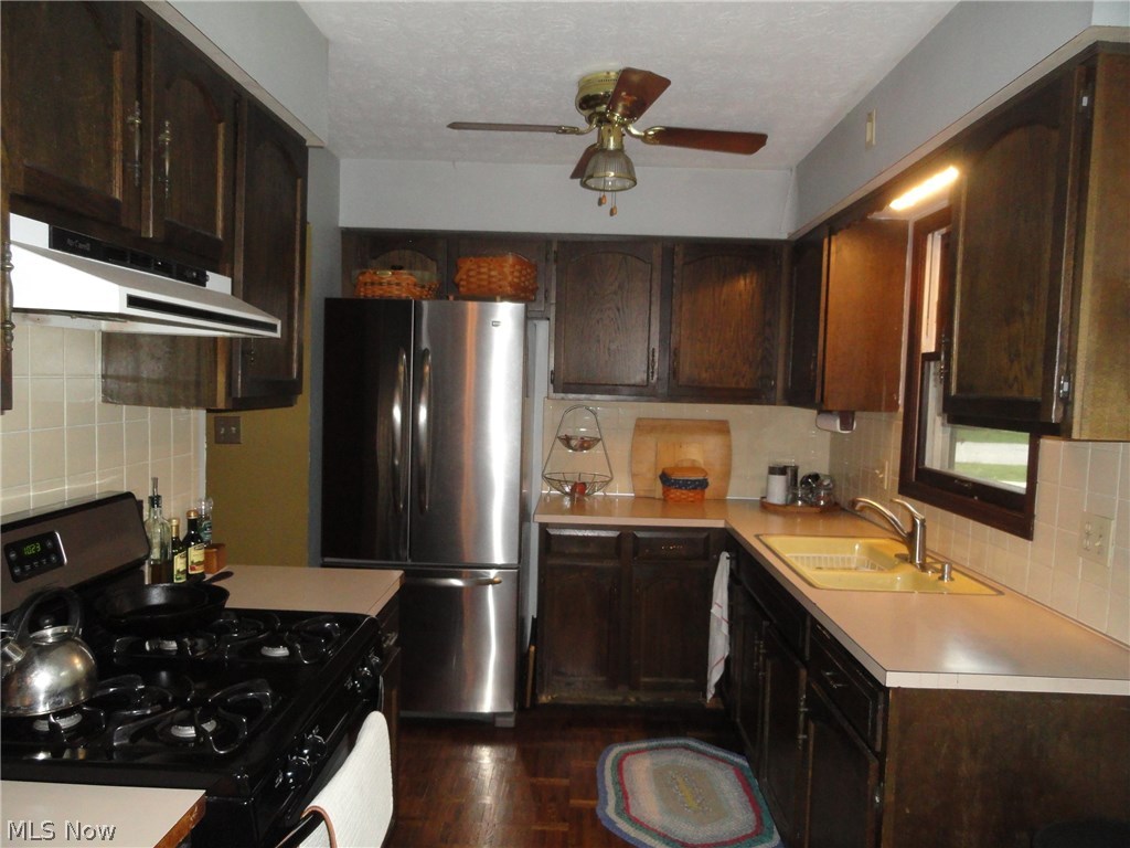 Silver Lake Little Farms - Residential