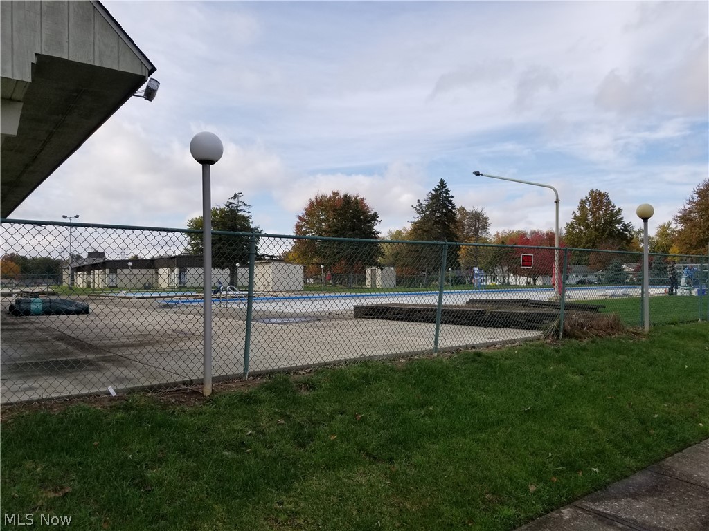 Longbrooke 04 - Residential