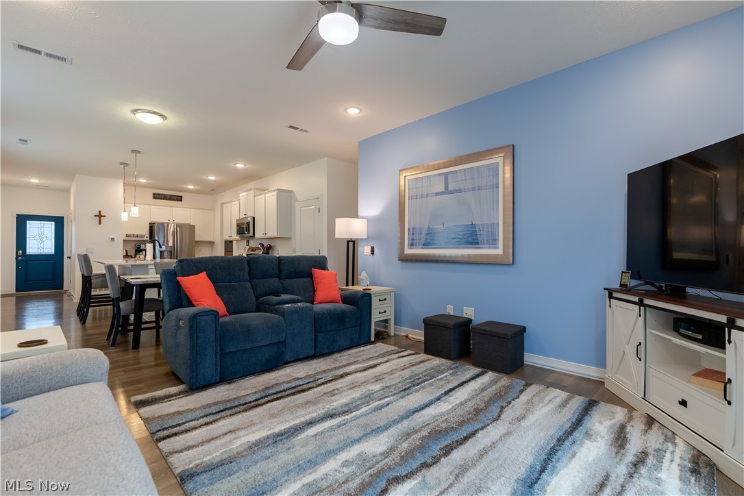 Orchard Park Twnhms #1 - Residential