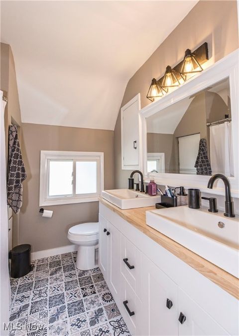 Tiny photo for 457 S Firestone Boulevard, Akron, OH 44301 (MLS # 5179571)