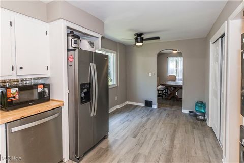 Tiny photo for 457 S Firestone Boulevard, Akron, OH 44301 (MLS # 5179571)