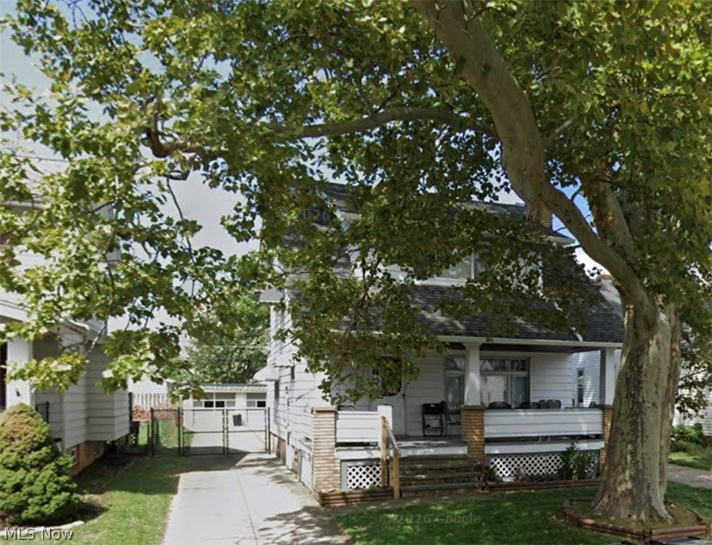 Photo of 6210 Alber Avenue, Parma, OH 44129 (MLS # 5218155)